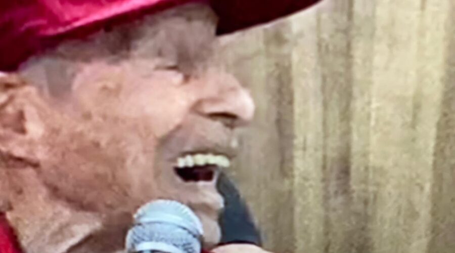 Outorga de Título: DOUTOR HONORIS CAUSA EM CAPOEIRA e Outras Modalidades de Artes Culturais - Faculdade Brasileira de Capelania da Ordem dos Capelães do Brasil - FEBRAICA. CEO Presidenta da Ordem dos Capelães do Brasil e da Capelania Inter-religiosa - Doutora Elizabeth Ferraz. Câmara Municipal, Avenida Antônio Piranga, Número 474, Bairro Centro, Diadema/SP, Brasil. Registro de Capoeira Mestre Polêmico - Professor Doutor João Couto Teixeira. IMG_2653/9500. 31,43 GB. 11h59/17h09. Sábado, 13 de Abril de 2024. HD 1080p. MOV. Universidade Livre de Estudos Culturais da Capoeira - Universidade da Capoeira - UNICAPOEIRA, Instituto de Educação Socioambiental - IESAMBI, Associação de Capoeira - ASCA e Grupo de Capoeira MEIA LUA - Fundado Terça-feira, 29 de Maio de 1962. Orquestra Harmônica de Berimbaus. Seja membro deste canal e ganhe benefícios: https://www.youtube.com/channel/UCE6HrA5Y_VZ4-hgw8FG13aw/join