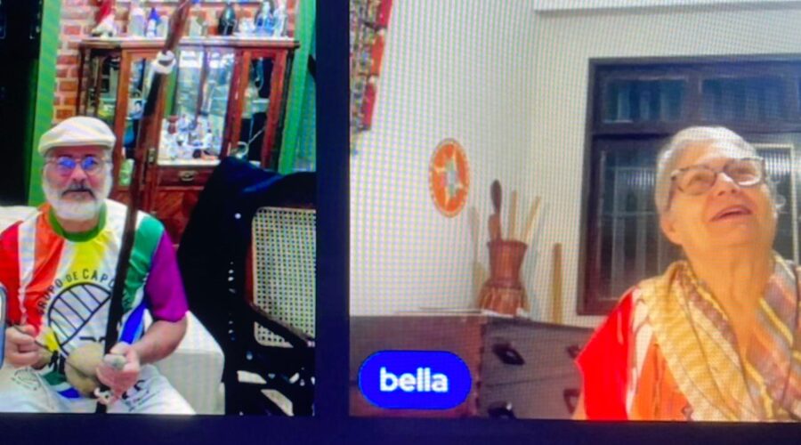 Berimbaus: Maculeleando. Mestr@s Polêmico e Lua - Maria Isabel Melotti Xible. Sala de Entrar, Tigüéra 360, Juiz de Fora, Minas Gerais/MG, Brasil. Registro de Capoeira Mestre Polêmico - Professor Doutor João Couto Teixeira. IMG_9791. 9,17 GB. 20h30. Segunda-feira, 03 de Junho de 2024. HD 1080p. MOV. Universidade Livre de Estudos Culturais da Capoeira - Universidade da Capoeira - UNICAPOEIRA, Instituto de Educação Socioambiental - IESAMBI, Associação de Capoeira - ASCA e Grupo de Capoeira MEIA LUA - Fundado Terça-feira, 29 de Maio de 1962. Orquestra Harmônica de Berimbaus. Seja membro deste canal e ganhe benefícios: https://www.youtube.com/channel/UCE6HrA5Y_VZ4-hgw8FG13aw/join PIX - polemico72@hotmail.com