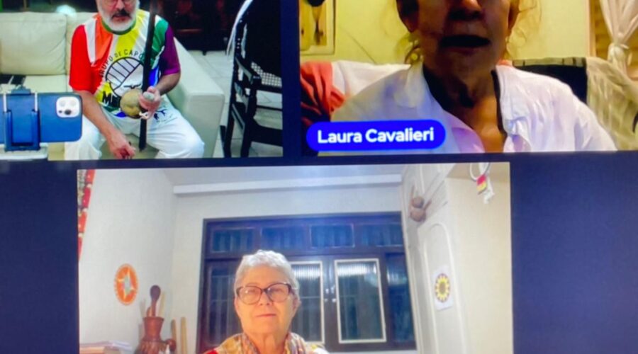 Berimbaus: Revisão de Toques e Cantoria. Mestr@s Polêmico, Laura Cavalieri Bisio, Perigosa e Lua - Maria Isabel Melotti Xible. Sala de Entrar, Tigüéra 360, Juiz de Fora, Minas Gerais/MG, Brasil. Registro de Capoeira Mestre Polêmico - Professor Doutor João Couto Teixeira. IMG_4342. 4,88 GB. 19h30. Quinta-feira, 06 de Junho de 2024. HD 1080p. MOV. Universidade Livre de Estudos Culturais da Capoeira - Universidade da Capoeira - UNICAPOEIRA, Instituto de Educação Socioambiental - IESAMBI, Associação de Capoeira - ASCA e Grupo de Capoeira MEIA LUA - Fundado Terça-feira, 29 de Maio de 1962. Orquestra Harmônica de Berimbaus. Seja membro deste canal e ganhe benefícios: https://www.youtube.com/channel/UCE6HrA5Y_VZ4-hgw8FG13aw/join PIX - polemico72@hotmail.com