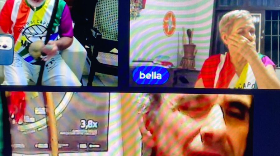 Berimbaus: Munganga de São Bento Grande e Angola Escaneada. Mestr@s Polêmico, Lua - Maria Izabel Melotti Xible, Mandingueiro - Peter Faluhelyi e Estrela Dalva - Artista Plástica e Cineasta Salete Libardoni. Sala de Entrar, Tigüéra 360, Juiz de Fora, Minas Gerais/MG, Brasil. Registro de Capoeira Mestre Polêmico - Professor Doutor João Couto Teixeira. IMG_9857. 3,38 GB. 20h30. Segunda-feira, 24 de Junho de 2024. HD 1080p. MOV. Universidade Livre de Estudos Culturais da Capoeira - Universidade da Capoeira - UNICAPOEIRA, Instituto de Educação Socioambiental - IESAMBI, Associação de Capoeira - ASCA e Grupo de Capoeira MEIA LUA - Fundado Terça-feira, 29 de Maio de 1962. Orquestra Harmônica de Berimbaus. Seja membro deste canal e ganhe benefícios: https://www.youtube.com/channel/UCE6HrA5Y_VZ4-hgw8FG13aw/join PIX - polemico72@hotmail.com