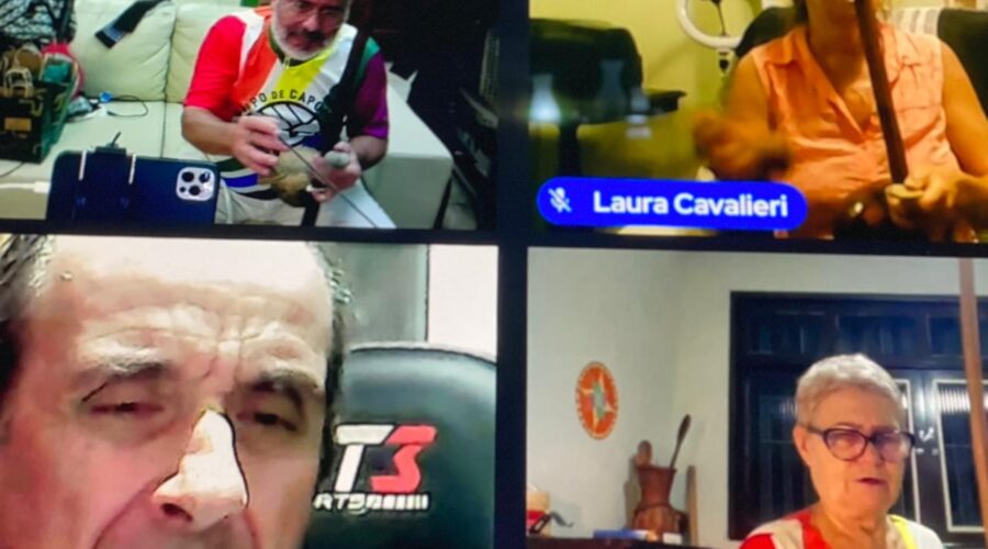 Berimbaus: Amazonas, Angola, Cavalaria, Banguela, São Bento Grande, São Bento Pequeno, Iúna Verdadeira, Iúna Mandingueira, Idalina, Santa Maria, Maculelê, Improvisos e Novas Experiências. Mestr@s Polêmico, Laura Cavalieri Bisio, Lua - Maria Izabel Melotti Xible e Mandingueiro - Peter Faluhelyi. Sala de Entrar, Tigüéra 360, Juiz de Fora, Minas Gerais/MG, Brasil. Registro de Capoeira Mestre Polêmico - Professor Doutor João Couto Teixeira. IMG_9892. 3,7 GB. 19h30. Quinta-feira, 11 de Julho de 2024. HD 1080p. MOV. Universidade Livre de Estudos Culturais da Capoeira - Universidade da Capoeira - UNICAPOEIRA, Instituto de Educação Socioambiental - IESAMBI, Associação de Capoeira - ASCA e Grupo de Capoeira MEIA LUA - Fundado Terça-feira, 29 de Maio de 1962. Orquestra Harmônica de Berimbaus. Seja membro deste canal e ganhe benefícios: https://www.youtube.com/channel/UCE6HrA5Y_VZ4-hgw8FG13aw/join PIX - polemico72@hotmail.com