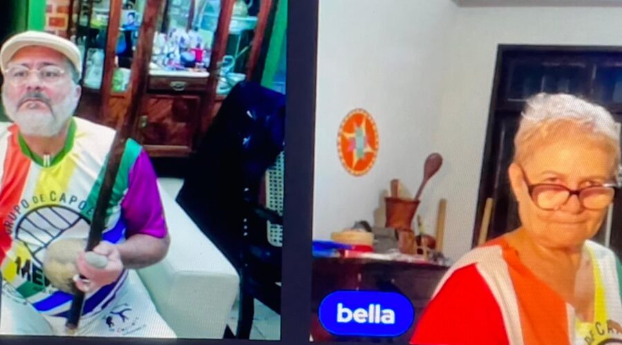 Berimbaus: Treino de Ritmo com Metrônomo. Mestr@s Polêmico e Lua - Maria Izabel Melotti Xible. Sala de Entrar, Tigüéra 360, Juiz de Fora, Minas Gerais/MG, Brasil. Registro de Capoeira Mestre Polêmico - Professor Doutor João Couto Teixeira. IMG_9900. 4,73 GB. 20h30. Segunda-feira, 15 de Julho de 2024. HD 1080p. MOV. Universidade Livre de Estudos Culturais da Capoeira - Universidade da Capoeira - UNICAPOEIRA, Instituto de Educação Socioambiental - IESAMBI, Associação de Capoeira - ASCA e Grupo de Capoeira MEIA LUA - Fundado Terça-feira, 29 de Maio de 1962. Orquestra Harmônica de Berimbaus. Seja membro deste canal e ganhe benefícios: https://www.youtube.com/channel/UCE6HrA5Y_VZ4-hgw8FG13aw/join PIX - polemico72@hotmail.com