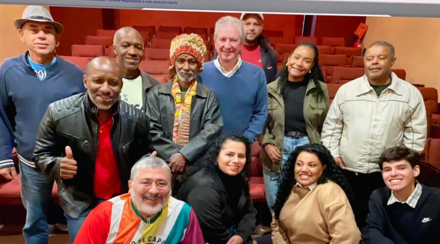 Instituto de Patrimônio Histórico e Artístico Nacional - IPHAN/Fundação Alfredo Ferreira Lage - FUNALFA/Empresa MR. Reunião para Salvaguarda da Capoeira. Estação, Praça Central, Anfiteatro do Museu Ferroviário, Avenida Brasil, Número 2001, CEP 36.060-010, Bairro Centro, Juiz de Fora,Minas Gerais/MG, Brasil. Registro de Capoeira Mestre Polêmico - Professor Doutor João Couto Teixeira. IMG_9946. 18,52 GB. 13h06. Sábado, 10 de Agosto de 2024. HD 1080p. MOV. Universidade Livre de Estudos Culturais da Capoeira - Universidade da Capoeira - UNICAPOEIRA, Instituto de Educação Socioambiental - IESAMBI, Associação de Capoeira - ASCA e Grupo de Capoeira MEIA LUA - Fundado Terça-feira, 29 de Maio de 1962. Orquestra Harmônica de Berimbaus. Seja membro deste canal e ganhe benefícios: https://www.youtube.com/channel/UCE6HrA5Y_VZ4-hgw8FG13aw/join PIX - polemico72@hotmail.com