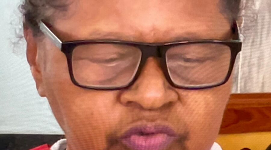 Celebração Eucarística: Apóstol@s da Oração ao Sagrado Coração de Jesus. Padre Luiz Carlos Vitório. Ministra Extraordinária da Sagrada Comunhão Maria Angélica A. de Moraes Tavares. Acolhida e Preces da Comunidade Rosenei Freitas Ferreira Fonseca. Leitura Maria Helena F. Costa. Salmo 36 - A Salvação de Quem É Justo Vem de Deus - Mestre Polêmico. Igreja Nossa Senhora Mãe de Deus, Bairro Nossa Senhora de Lourdes, Juiz de Fora, Minas Gerais/MG, Brasil. Registro de Capoeira Mestre Polêmico - Professor Doutor João Couto Teixeira. IMG_0031. 4,73 GB. 15h00. Sexta-feira, 06 de Setembro de 2024. HD 1080p. MOV. Universidade Livre de Estudos Culturais da Capoeira - Universidade da Capoeira - UNICAPOEIRA, Instituto de Educação Socioambiental - IESAMBI, Associação de Capoeira - ASCA e Grupo de Capoeira MEIA LUA - Fundado Terça-feira, 29 de Maio de 1962. Seja membro deste canal e ganhe benefícios: https://www.youtube.com/channel/UCE6HrA5Y_VZ4-hgw8FG13aw/join PIX - polemico72@hotmail.com