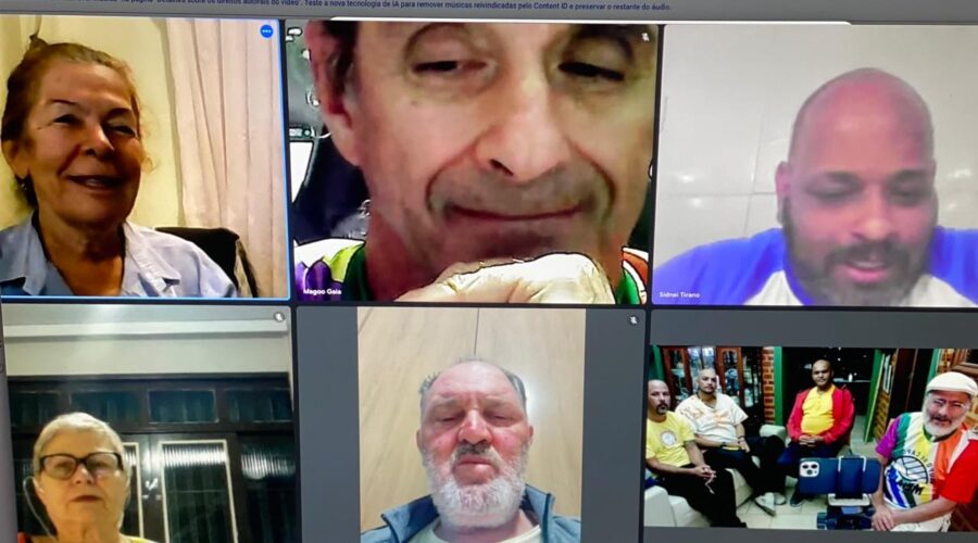 Assembleia Geral: Mestr@s Laura Cavalieri Bisio, Polêmico, Mandingueiro - Peter Faluhelyi, Tirano - Sidnei Teixeira Gaspar, Lua - Maria Isabel Melotti Xible, Giló - Ângegelo Fornazier, Africano - Lázaro Sousa de Jesus, Avatar - Giovanni Diomedson de Andrade, Amendoim - Douglas Vinícius de Andrade e Rouxinol - Jerohen Verheul. Sala de Entrar, Tigüéra 360, Juiz de Fora, Minas Gerais/MG, Brasil. Registro de Capoeira Mestre Polêmico - Professor Doutor João Couto Teixeira. IMG_9914. 9,72 GB. 20h00. Quinta-feira, 25 de Julho de 2024. HD 1080p. MOV. Universidade Livre de Estudos Culturais da Capoeira - Universidade da Capoeira - UNICAPOEIRA, Instituto de Educação Socioambiental - IESAMBI, Associação de Capoeira - ASCA e Grupo de Capoeira MEIA LUA - Fundado Terça-feira, 29 de Maio de 1962. Orquestra Harmônica de Berimbaus. Seja membro deste canal e ganhe benefícios: https://www.youtube.com/channel/UCE6HrA5Y_VZ4-hgw8FG13aw/join PIX - polemico72@hotmail.com