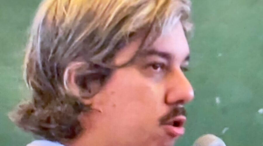 Mestres Fábio Parada e Márcio: Associação de Capoeira Movimentos - 42 Anos. Santos, São Paulo/SP, Brasil. Registro de Capoeira Mestre Polêmico - Professor Doutor João Couto Teixeira. IMG_0088. 5,77 GB. 10h10. Sábado, 12 de Outubro de 2024. HD 1080. #capoeiramestresombrarobertotelesdeoliveira #capoeiramestrefabioparada #capoeiramestresombrinhaalbertoJosedefreitas #capoeiramestreback #capoeiramestrezanetti #capoeiramestreneguinhojoãobarbosa #capoeiramestreniltonribasmartinsjunior #capoeiramestremarcelocunha #capoeiramestremarciosantos #capoeiramestregogodeourorogeriofonseca #capoeiramestrakatia #capoeiramestrecartaonesonjunior #capoeiramestrewagner #capoeiracontramestrejeffersongomesnogueira #capoeiracontramestreflexarenatopereiragonçalves Universidade Livre de Estudos Culturais da Capoeira - Universidade da Capoeira - UNICAPOEIRA, Instituto de Educação Socioambiental - IESAMBI, Associação de Capoeira - ASCA e Grupo de Capoeira MEIA LUA - Fundado Terça-feira, 29 de Maio de 1962. Seja membro deste canal e ganhe benefícios: https://www.youtube.com/channel/UCE6HrA5Y_VZ4-hgw8FG13aw/join PIX - polemico72@hotmail.com