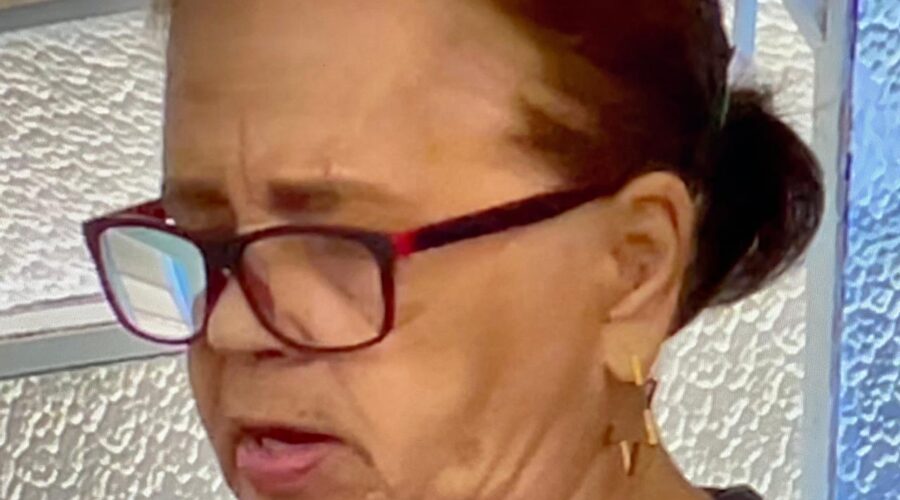 Celebração Eucarística: Padre Luiz Carlos Vitório. Diácono Márcio Rosa dos Santos. Igreja Nossa Senhora Mãe de Deus, Bairro Nossa Senhora de Lourdes, Juiz de Fora, Minas Gerais/MG, Brasil. Registro de Capoeira Mestre Polêmico - Professor Doutor João Couto Teixeira. IMG_0072. 7,52 GB. 08h00. Domingo, 29 de Outubro de 2024. HD 1080p. MOV. Universidade Livre de Estudos Culturais da Capoeira - Universidade da Capoeira - UNICAPOEIRA, Instituto de Educação Socioambiental - IESAMBI, Associação de Capoeira - ASCA e Grupo de Capoeira MEIA LUA - Fundado Terça-feira, 29 de Maio de 1962. Seja membro deste canal e ganhe benefícios: https://www.youtube.com/channel/UCE6HrA5Y_VZ4-hgw8FG13aw/join PIX - polemico72@hotmail.com