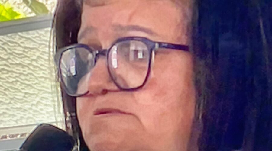 Celebração Eucarística: Padre Luiz Carlos Vitório. Ministro Extraordinário da Sagrada Comunhão Amaro Azevedo. Acolhida e Preces da Comunidade Isabel. Salmo 145 - Bendize, Minh'Alma, Bendize ao Senhor - Aparecida Nascimento. Segunda Leitura Heloiza Helena Ribeiro Corrêa. Pastoral da Música Alexander Azalim e Leonardo Torres. Igreja Nossa Senhora Mãe de Deus, Bairro Nossa Senhora de Lourdes, Juiz de Fora, Minas Gerais/MG, Brasil. Registro de Capoeira Mestre Polêmico - Professor Doutor João Couto Teixeira. IMG_0165. 8,66 GB. 08h00. Domingo, 10 de Novembro de 2024. HD 1080p. MOV. Universidade Livre de Estudos Culturais da Capoeira - Universidade da Capoeira - UNICAPOEIRA, Instituto de Educação Socioambiental - IESAMBI, Associação de Capoeira - ASCA e Grupo de Capoeira MEIA LUA - Fundado Terça-feira, 29 de Maio de 1962. Seja membro deste canal e ganhe benefícios: https://www.youtube.com/channel/UCE6HrA5Y_VZ4-hgw8FG13aw/join PIX - polemico72@hotmail.com