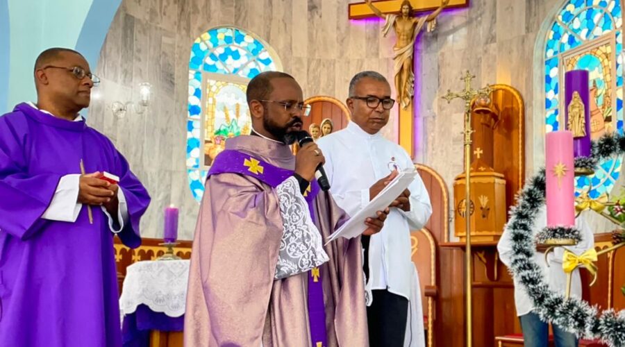 Ministros Extraordinários da Sagrada Comunhão Amaro Azevedo e Moreco