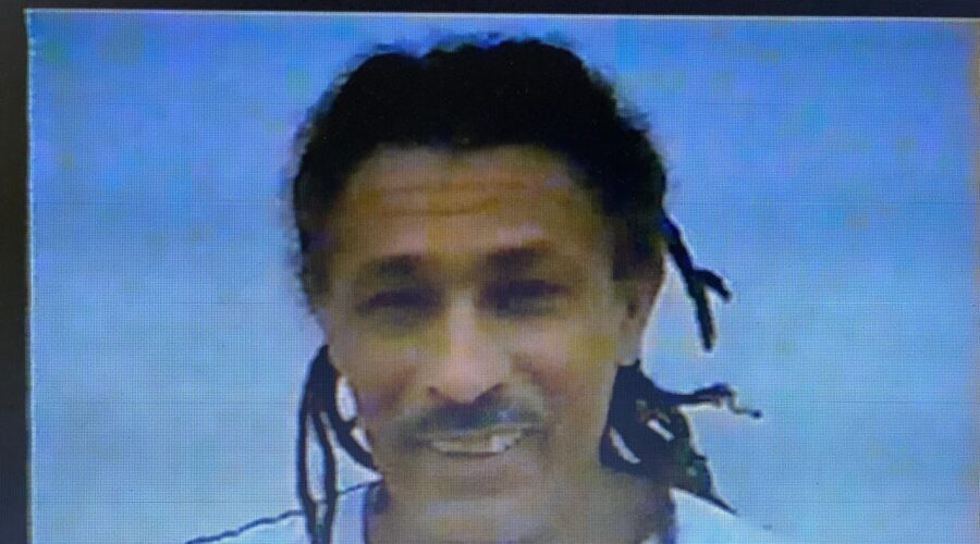 Mestre Zé Baiano - José Joaquim de Andrade Filho: Discípulo de Mestre Gato Preto Doirado de Santo Amaro da Purificação na Bahia - José Luiz Gabriel Góes. Caraguatatuba, São Paulo/SP, Brasil. Registro de Capoeira Mestre Polêmico - Professor Doutor João Couto Teixeira. 886 MB. Quinta-feira, 05 de Outubro de 2000. Universidade Livre de Estudos Culturais da Capoeira - Universidade da Capoeira - UNICAPOEIRA, Instituto de Educação Socioambiental - IESAMBI, Associação de Capoeira - ASCA e Grupo de Capoeira MEIA LUA - Fundado Terça-feira, 29 de Maio de 1962. Orquestra Harmônica de Berimbaus. http://universidadedacapoeira.com/ Seja membro deste canal e ganhe benefícios: https://www.youtube.com/channel/UCE6HrA5Y_VZ4-hgw8FG13aw/join PIX - polemico72@hotmail.com