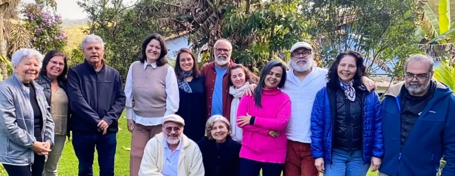 Capoeira Mestre Asè Dudu - Faustino Luiz Couto Teixeira: João Guimarães Rosa - Grande Sertão - Veredas. Riobaldo Tatarana... Urutu Branco. Faixa de Gaia, Condomínio Rural Vale da Serra, Bairro Salvaterra, Juiz de Fora, Minas Gerais/MG, Brasil. Registro de Capoeira Mestre Polêmico - Professor Doutor João Couto Teixeira. IMG_4648. 44,78 GB. 08h09. Sábado, 26 de Julho de 2025. HD 1080p. MOV. Universidade Livre de Estudos Culturais da Capoeira - Universidade da Capoeira - UNICAPOEIRA, Instituto de Educação Socioambiental - IESAMBI, Associação de Capoeira - ASCA e Grupo de Capoeira MEIA LUA - Fundado Terça-feira, 29 de Maio de 1962. http://universidadedacapoeira.com/ Seja membro deste canal e ganhe benefícios: https://www.youtube.com/channel/UCE6HrA5Y_VZ4-hgw8FG13aw/join PIX - polemico72@hotmail.com