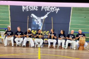 Mestre Fábio Parada: Associação de Capoeira Movimentos - 43 Anos. Orquestra. Santos, São Paulo/SP, Brasil. Registro de Capoeira Mestre Polêmico - Professor Doutor João Couto Teixeira. IMG_6138/90. 312,3 MB. 04h47/21h00. Domingo, 05 de Outubro de 2025. HD 1080. #capoeiramestresombrarobertotelesdeoliveira #capoeiramestrefabioparada #capoeiramestreeduardosorti #capoeiramestrejoserobertozanetti #capoeiramestreniltonribasmartinsjunior #capoeiramestremarcelocunha #capoeiramestremarciosantos #capoeiramestregogodeourorogeriofonseca #capoeiramestrakatia #capoeiramestrecartaonesonjunior #capoeiramestrewagner #capoeiramestrejeffersongomesnogueira #capoeiramestreflexarenatopereiragonçalves #capoeiramestremontanhamarshallcarder #capoeiramestresorrisoandre #capoeiramestraannaoya Universidade Livre de Estudos Culturais da Capoeira - Universidade da Capoeira - UNICAPOEIRA, Instituto de Educação Socioambiental - IESAMBI, Associação de Capoeira - ASCA e Grupo de Capoeira MEIA LUA - Fundado Terça-feira, 29 de Maio de 1962. http://universidadedacapoeira.com/ Seja membro deste canal e ganhe benefícios: https://www.youtube.com/channel/UCE6HrA5Y_VZ4-hgw8FG13aw/join PIX - polemico72@hotmail.com