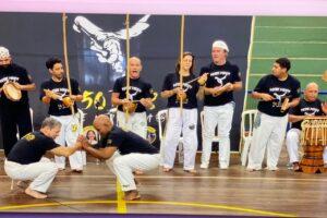 Mestre Fábio Parada: Séries e Jogo. Associação de Capoeira Movimentos - 43 Anos, Santos. SP. Brasil, Registro de Capoeira Mestre Polêmico - Professor Doutor João Couto Teixeira, IMG_6138/90. 5.01 GB. 04h47/21h00. Domingo - 05 de Outubro de 2025, #capoeiramestresombrarobertotelesdeoliveira, #capoeiramestrefabioparada, #capoeiramestreeduardosorti, #capoeiramestrejoserobertozanetti, #capoeiramestreniltonribasmartinsjunior, #capoeiramestremarcelocunha, #capoeiramestremarciosantos, #capoeiramestregogodeourorogeriofonseca, #capoeiramestrakatia, #capoeiramestrecartaonesonjunior, #capoeiramestrewagner, #capoeiramestrejeffersongomesnogueira, #capoeiramestreflexarenatopereiragonçalves, #capoeiramestremontanhamarshallcarder, #capoeiramestresorrisoandre, #capoeiramestraannaoya, Universidade Livre de Estudos Culturais da Capoeira - Universidade da Capoeira - UNICAPOEIRA, Instituto de Educação Socioambiental - IESAMBI, Associação de Capoeira - ASCA, Grupo de Capoeira MEIA LUA - Fundado Terça-feira - 29 de Maio de 1962, http://universidadedacapoeira.com/, Seja membro deste canal e ganhe benefícios: https://www.youtube.com/channel/UCE6HrA5Y_VZ4-hgw8FG13aw/join, PIX - polemico72@hotmail.com,