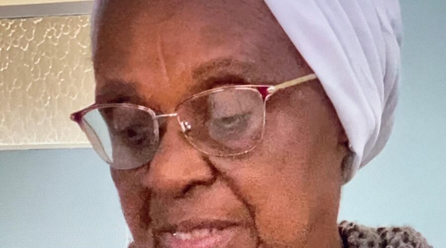 Celebração Eucarística: Padre Guanair da Silva Santos. Ministro Extraordinário da Sagrada Comunhão Paulo Roberto Pires. Acolhida e Preces da Comunidade Jorge Aleixo. Leitura Maria Inês. Salmo 15 - O Senhor é a Porção da Minha Herança - Mestre Polêmico. Igreja Nossa Senhora Mãe de Deus, Bairro Nossa Senhora de Lourdes, Juiz de Fora, Minas Gerais/MG, Brasil. Registro de Capoeira Mestre Polêmico - Professor Doutor João Couto Teixeira. IMG_5637. 4,66 GB. 08h04. Sexta-feira, 12 de Setembro de 2025. HD 1080p. MOV. Universidade Livre de Estudos Culturais da Capoeira - Universidade da Capoeira - UNICAPOEIRA, Instituto de Educação Socioambiental - IESAMBI, Associação de Capoeira - ASCA e Grupo de Capoeira MEIA LUA - Fundado Terça-feira, 29 de Maio de 1962. http://universidadedacapoeira.com/ Seja membro deste canal e ganhe benefícios: https://www.youtube.com/channel/UCE6HrA5Y_VZ4-hgw8FG13aw/join PIX - polemico72@hotmail.com