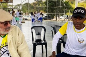 Quarto Evento Exército de Bambas: Mestre Giovane e Contramestra Pimenta - Cleide Aparecida Marcelo. Avenida Juscelino Kubitschek, 5.899, Praça CEU, Benfica, Juiz de Fora, Minas Gerais/MG, Brasil. Registro de Capoeira Mestre Polêmico - Professor João Couto Teixeira. IMG_4697. 2,23 GB. 08h47. Domingo, 27 de Julho de 2025. MOV. Universidade Livre de Estudos Culturais da Capoeira - Universidade da Capoeira - UNICAPOEIRA, Instituto de Educação Socioambiental - IESAMBI, Associação de Capoeira - ASCA e Grupo de Capoeira MEIA LUA - Fundado Terça-feira, 29 de Maio de 1962. Orquestra Harmônica de Berimbaus. http://universidadedacapoeira.com/ Seja membro deste canal e ganhe benefícios: https://www.youtube.com/channel/UCE6HrA5Y_VZ4-hgw8FG13aw/join PIX - polemico72@hotmail.com