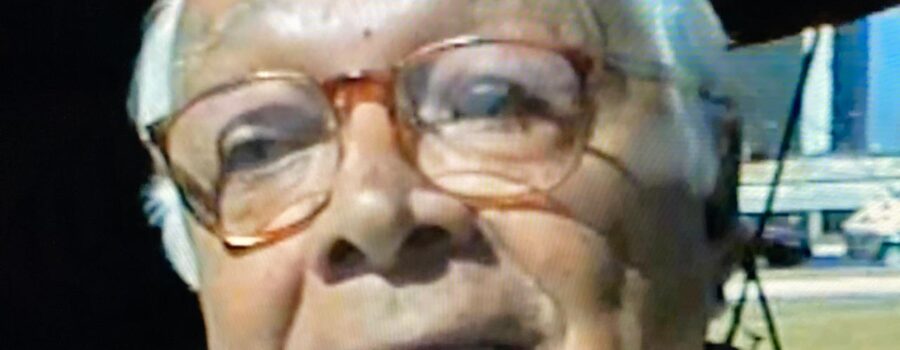 Mestre Onça Tigre - Doutor Milton Freire de Carvalho... e Lampião. Mossoró/RN, Taguatinga/DF. Sala de Entrar, Tigüéra 360, Juiz de Fora, Minas Gerais/MG, Brasil. Registro de Capoeira Mestre Polêmico - Professor Doutor João Couto Teixeira. 7,36 GB. Sábado, 05 de Junho de 2004. HD 1080p. MOV. Universidade Livre de Estudos Culturais da Capoeira - Universidade da Capoeira - UNICAPOEIRA, Instituto de Educação Socioambiental - IESAMBI, Associação de Capoeira - ASCA e Grupo de Capoeira MEIA LUA - Fundado Terça-feira, 29 de Maio de 1962. Orquestra Harmônica de Berimbaus. http://universidadedacapoeira.com/ Seja membro deste canal e ganhe benefícios: https://www.youtube.com/channel/UCE6HrA5Y_VZ4-hgw8FG13aw/join PIX - polemico72@hotmail.com