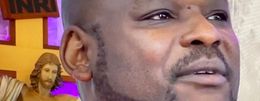 Celebração Eucarística: Padre João Francisco Batista da Silva. Igreja Nossa Senhora Mãe de Deus, Bairro Nossa Senhora de Lourdes, Juiz de Fora, Minas Gerais/MG, Brasil. Registro de Capoeira Mestre Polêmico - Professor João Couto Teixeira. IMG_7541. 7,61 GB. 19h30. Domingo, 11 de Dezembro de 2022. HD 1080p. Universidade Livre de Estudos Culturais da Capoeira - Universidade da Capoeira - UNICAPOEIRA, Instituto de Educação Socioambiental - IESAMBI, Associação de Capoeira - ASCA e Grupo de Capoeira MEIA LUA - Fundado Terça-feira, 29 de Maio de 1962. Orquestra Harmônica de Berimbaus. http://universidadedacapoeira.com/ Seja membro deste canal e ganhe benefícios: https://www.youtube.com/channel/UCE6HrA5Y_VZ4-hgw8FG13aw/join PIX - polemico72@hotmail.com