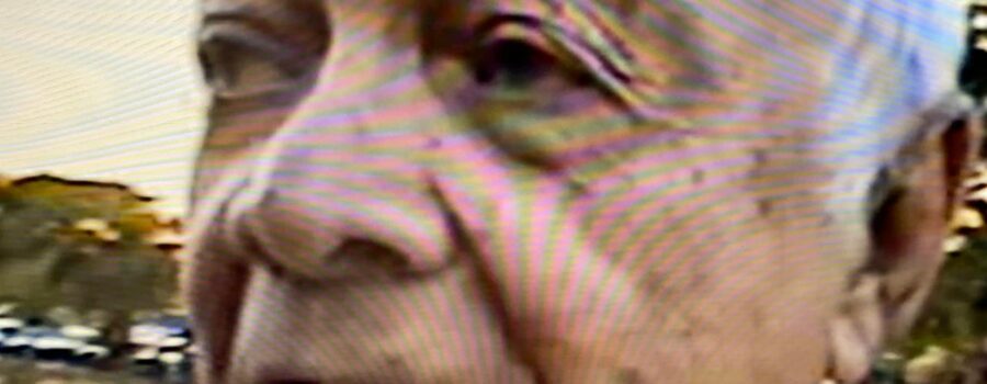 Mestres Onça Tigre - Doutor Milton Freire de Carvalho, Kojak - Luiz Augusto, Magaiver, Doutor Domingos, Zé Baiano, Dom Ivan Zacarias Guimarães Gobbo, Polêmico, Pesado - Pedro de Abreu Neiva, Ricardo Bonfim, Marinheiro - José Augusto, Boca Senzala - Humberto Barbosa de Souza, Deputados Wasny Nakle de Roure e Silvio Linhares. Embaixada Inglesa. Brasília, Distrito Federal/DF, Brasil. Registro de Capoeira Mestre Polêmico - Professor Doutor João Couto Teixeira. 13,22 GB. Sábado, 05 de Junho de 2004. HD 1080p. MOV. Universidade Livre de Estudos Culturais da Capoeira - Universidade da Capoeira - UNICAPOEIRA, Instituto de Educação Socioambiental - IESAMBI, Associação de Capoeira - ASCA e Grupo de Capoeira MEIA LUA - Fundado Terça-feira, 29 de Maio de 1962. Orquestra Harmônica de Berimbaus. http://universidadedacapoeira.com/ Seja membro deste canal e ganhe benefícios: https://www.youtube.com/channel/UCE6HrA5Y_VZ4-hgw8FG13aw/join PIX - polemico72@hotmail.com