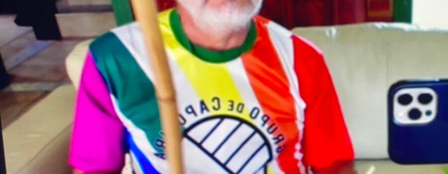 Toque Berimbau: Mestre Polêmico. Brasília, Distrito Federal. Sala de Entrar, Tigüéra 360, Juiz de Fora, Minas Gerais/MG, Brasil. Registro de Capoeira Mestre Polêmico - Professor Doutor João Couto Teixeira. IMG_0664. 2,26 GB. 14h48. Quarta-feira, 15 de Outubro de 2025. HD 1080p. MOV. Universidade Livre de Estudos Culturais da Capoeira - Universidade da Capoeira - UNICAPOEIRA, Instituto de Educação Socioambiental - IESAMBI, Associação de Capoeira - ASCA e Grupo de Capoeira MEIA LUA - Fundado Terça-feira, 29 de Maio de 1962. Orquestra Harmônica de Berimbaus. http://universidadedacapoeira.com/ Seja membro deste canal e ganhe benefícios: https://www.youtube.com/channel/UCE6HrA5Y_VZ4-hgw8FG13aw/join PIX - polemico72@hotmail.com