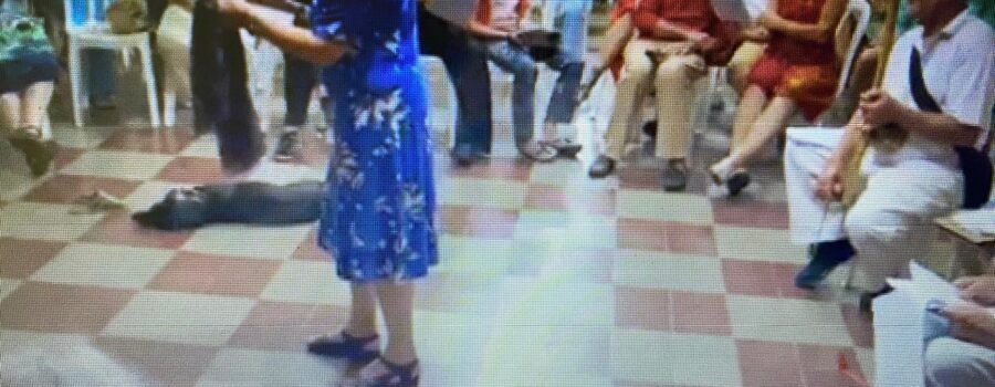 A Pá: Morte e Vida Severina - João Cabral de Melo Neto - Natalina. Tigüéra 126, Juiz de Fora, Minas Gerais/MG, Brasil. Registros Sonoros Fornecidos por Mestre Asè Dudu - Faustino Luiz Couto Teixeira. IMG_0754. 5,46 GB. 19h44. Quarta-feira, 24 de Dezembro de 2025. HD1080. MOV. Universidade Livre de Estudos Culturais da Capoeira - Universidade da Capoeira - UNICAPOEIRA, Instituto de Educação Socioambiental - IESAMBI, Associação de Capoeira - ASCA e Grupo de Capoeira MEIA LUA - Fundado Terça-feira, 29 de Maio de 1962. http://universidadedacapoeira.com/ Seja membro deste canal e ganhe benefícios: https://www.youtube.com/channel/UCE6HrA5Y_VZ4-hgw8FG13aw/join PIX - polemico72@hotmail.com