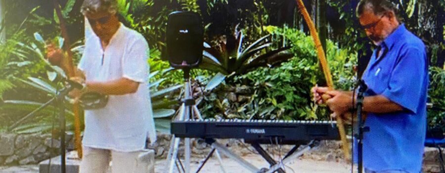 Estêvão Couto Teixeira - Berimbau/Flauta e Mestre Polêmico - Berimbau. Jardim Botânico, Juiz de Fora, Minas Gerais/MG, Brasil. Registro de Capoeira Mestre Polêmico - Professor Doutor João Couto Teixeira. IMG_0741. 871 MB. 09h23. Sábado, 13 de Dezembro de 2025. HD 1080p. MOV. Universidade Livre de Estudos Culturais da Capoeira - Universidade da Capoeira - UNICAPOEIRA, Instituto de Educação Socioambiental - IESAMBI, Associação de Capoeira - ASCA e Grupo de Capoeira MEIA LUA - Fundado Terça-feira, 29 de Maio de 1962. Orquestra Harmônica de Berimbaus. Seja membro deste canal e ganhe benefícios: https://www.youtube.com/channel/UCE6HrA5Y_VZ4-hgw8FG13aw/join PIX - polemico72@hotmail.com