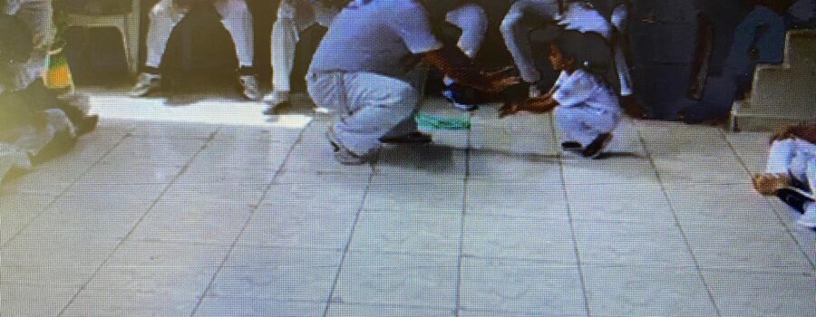 Mestre Jefferson Gomes Nogueira e Convidad@s. Grupo Capoeira Movimentos. Mutirão da Meninada, Bairro Vale Verde, Juiz de Fora, Minas Gerais/MG, Brasil. Registro de Capoeira Mestre Polêmico - Professor Doutor João Couto Teixeira. IMG_0745/9. 11,62 GB. 09h03/26. Sábado, 20 de Dezembro de 2025. HD 1080p. MOV. Universidade Livre de Estudos Culturais da Capoeira - Universidade da Capoeira - UNICAPOEIRA, Instituto de Educação Socioambiental - IESAMBI, Associação de Capoeira - ASCA e Grupo de Capoeira MEIA LUA - Fundado Terça-feira, 29 de Maio de 1962. http://universidadedacapoeira.com/ Seja membro deste canal e ganhe benefícios: https://www.youtube.com/channel/UCE6HrA5Y_VZ4-hgw8FG13aw/join PIX - polemico72@hotmail.com